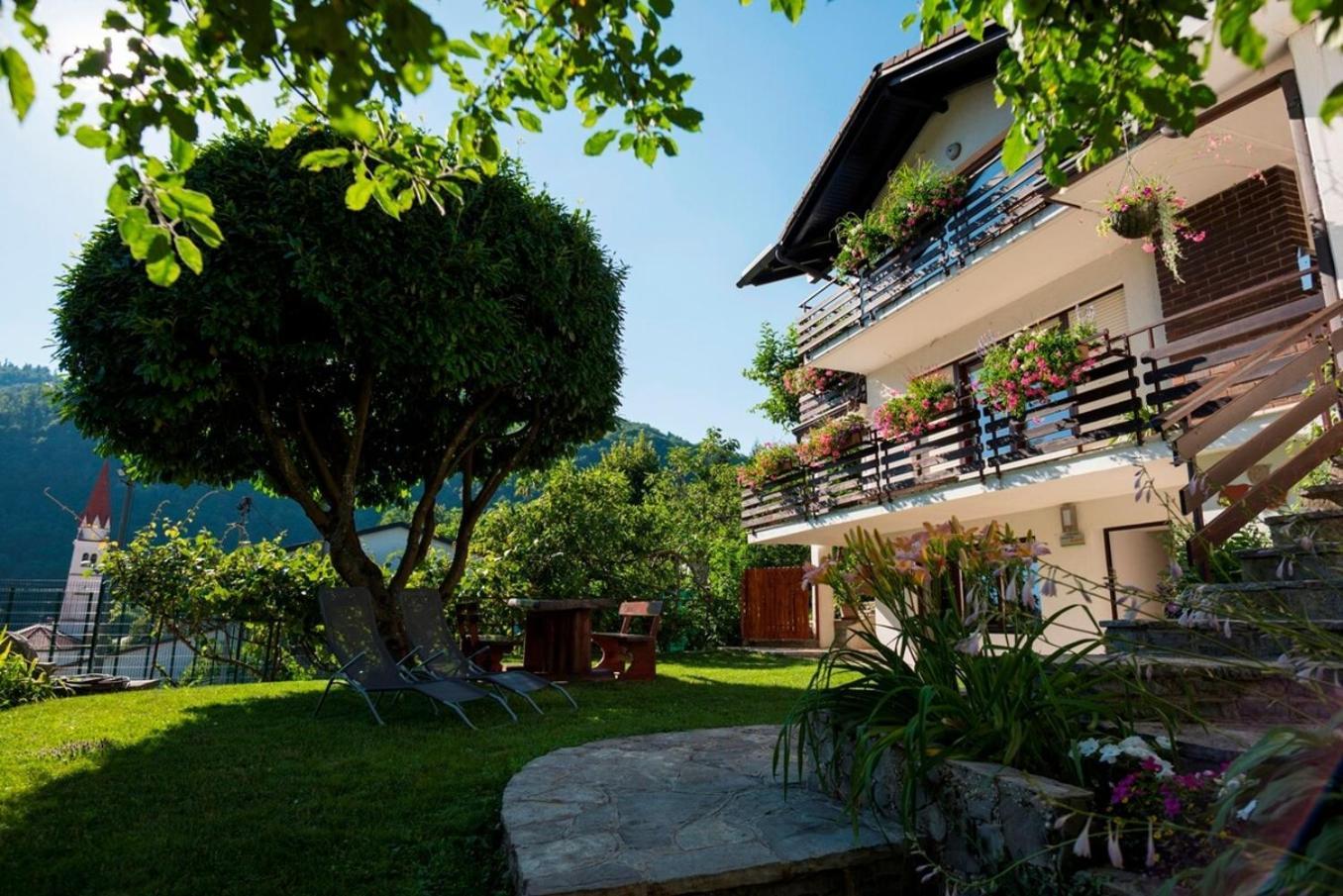 Hisa Taljat Apartamento Most na Soči Exterior foto